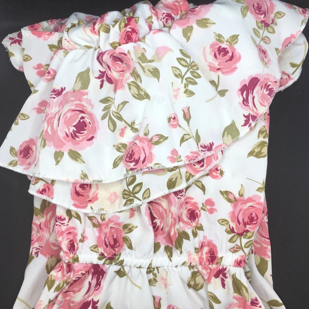 Floral romper!!